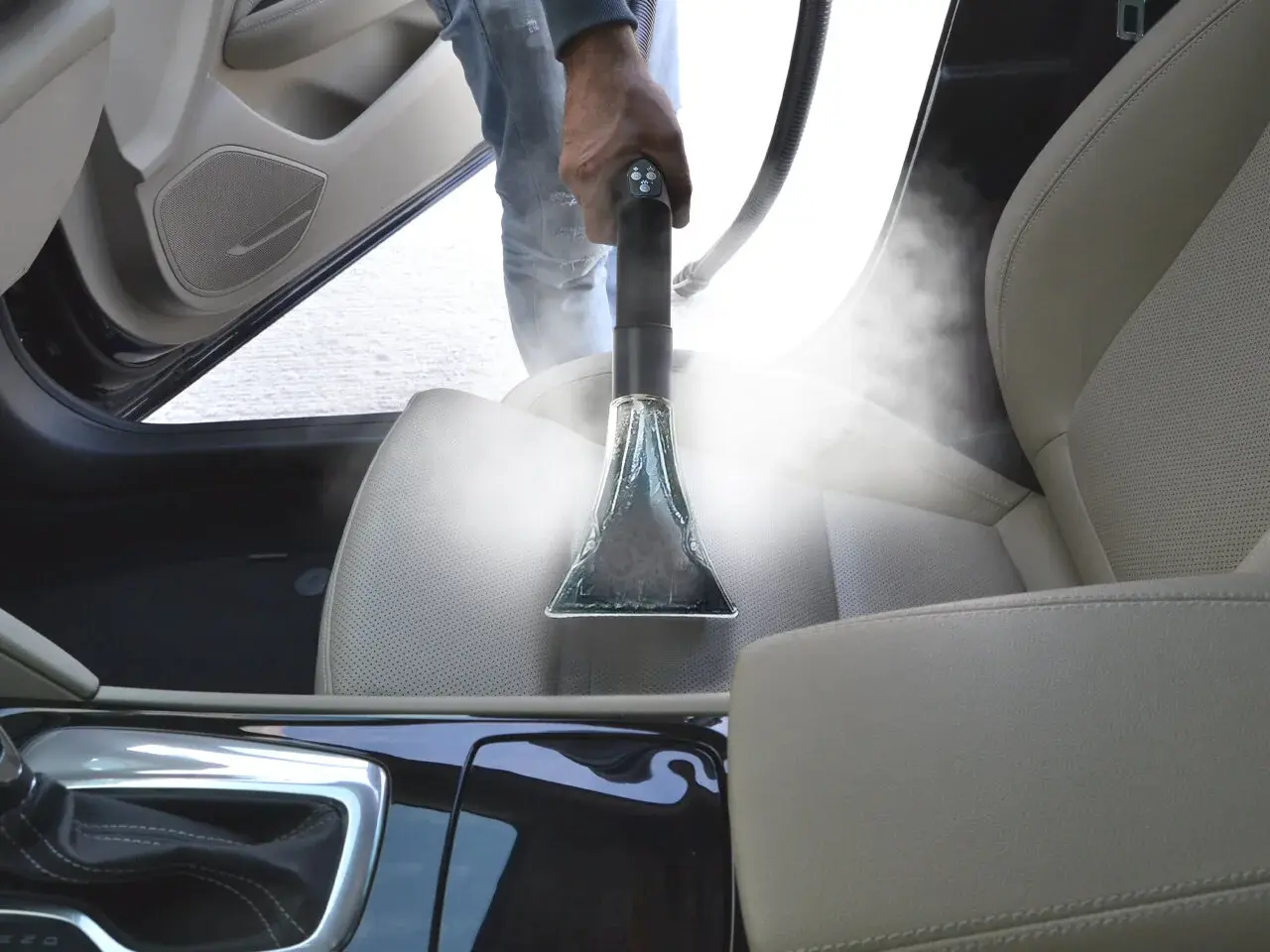 غسيل سيارات بالبخار- steam-car-wash